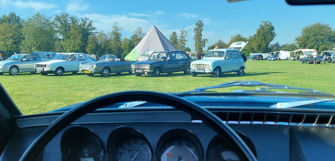 3bf00244-1e12-49b4-9d66-0e6adeea8e41.jpg