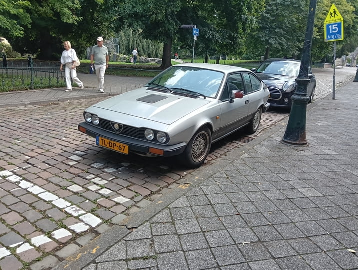 83028830-1d7d-4fbd-9016-0db2255d1c50.jpg